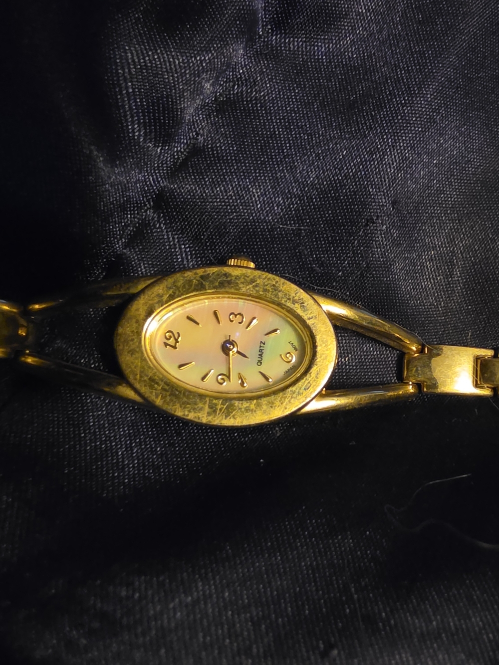 Women's Gold-Tone Oval Bracelet Quartz Watch